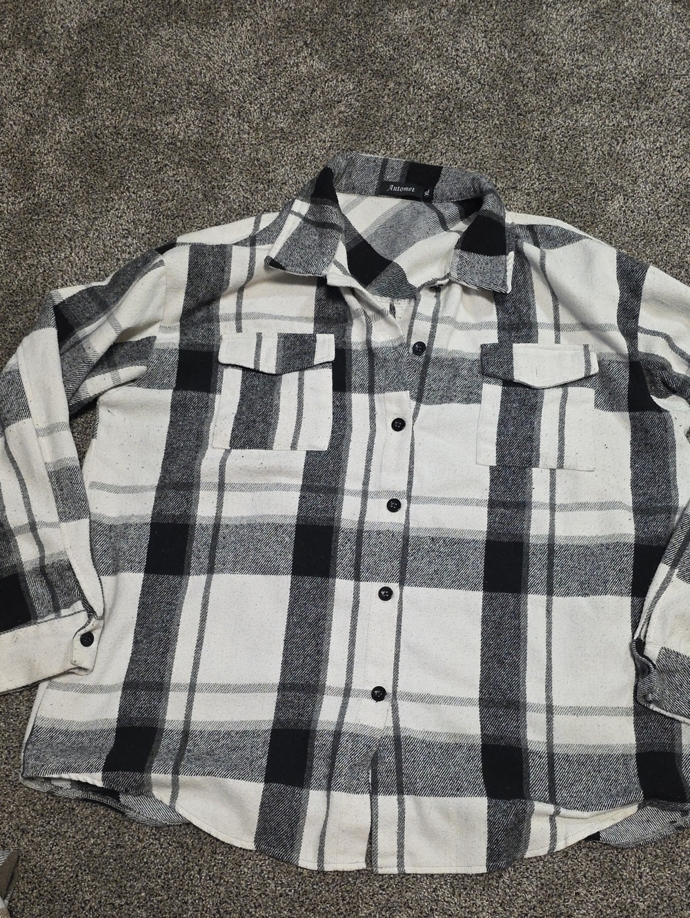 Automet Women's  Black and White Plaid Button-Down Shirt